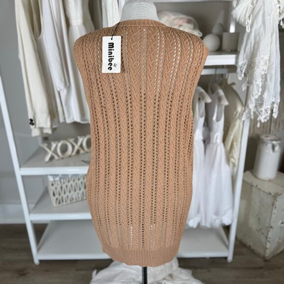 Women's Tan Knit Sweater Vest - Picture 4 of 8